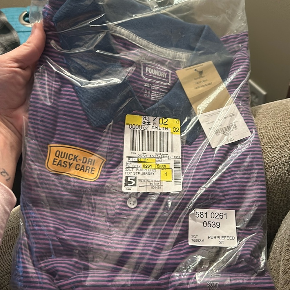 Men’s nwt and in bag shirt